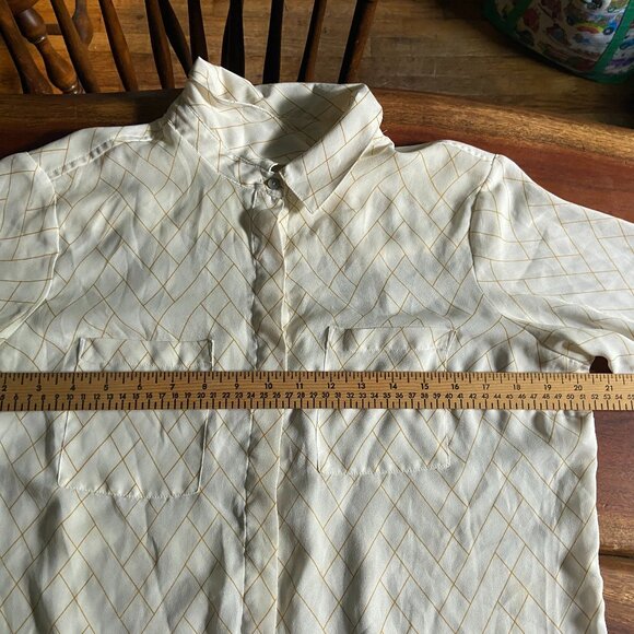 A New Day Geometric Print Gold and White Career Wear Button Down Blouse Flowy - Picture 4 of 9